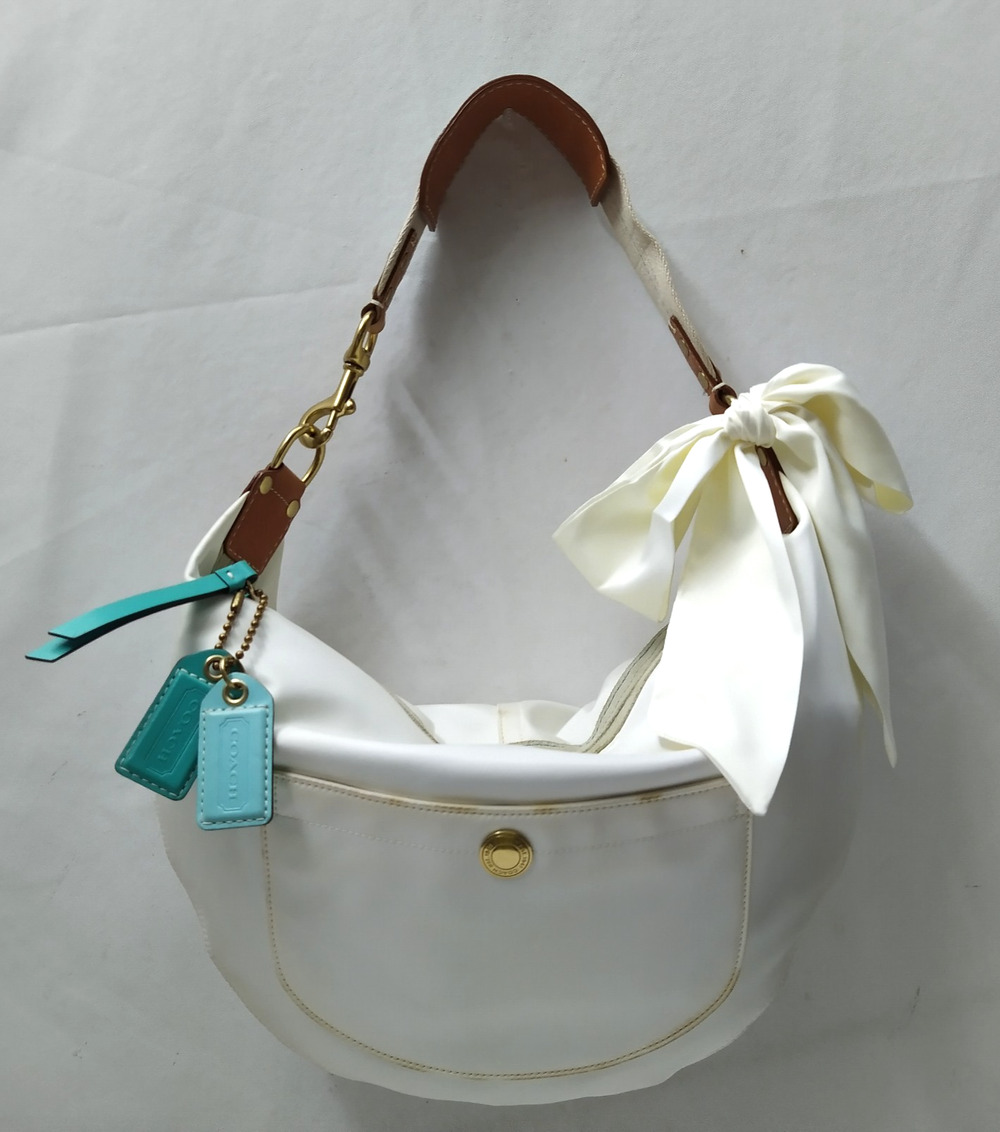 Coach White Nylon Bow Zipper Closure Hobo Shoulder Bag